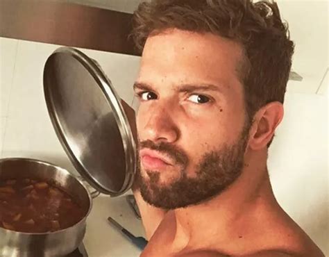 pablo alborn sin camiseta|Pablo Alborán, hipermusculado y sin camiseta,。